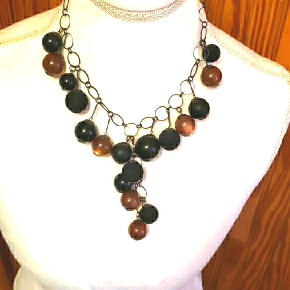 Vintage Adjustable Chunky Grapes Ball Necklace